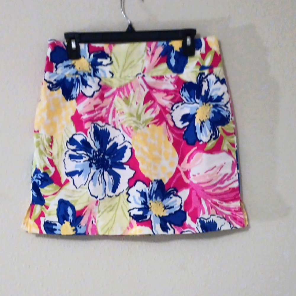 RAFAELLA Floral Print Women's Skort